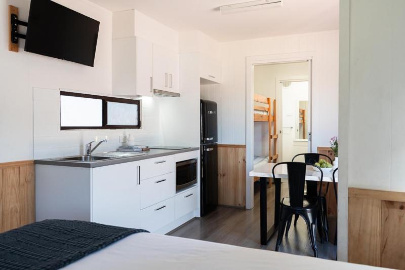 Adelaide Caravan Park - Aspen Holiday Parks Экстерьер фото