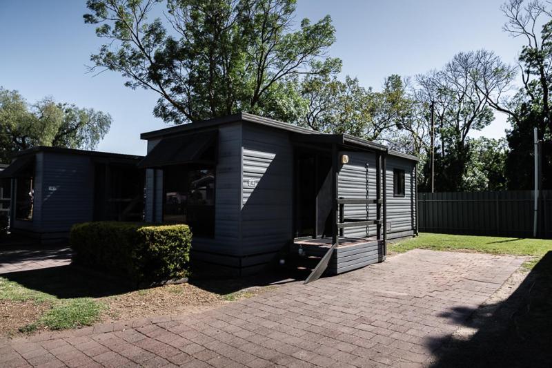 Adelaide Caravan Park - Aspen Holiday Parks Номер фото
