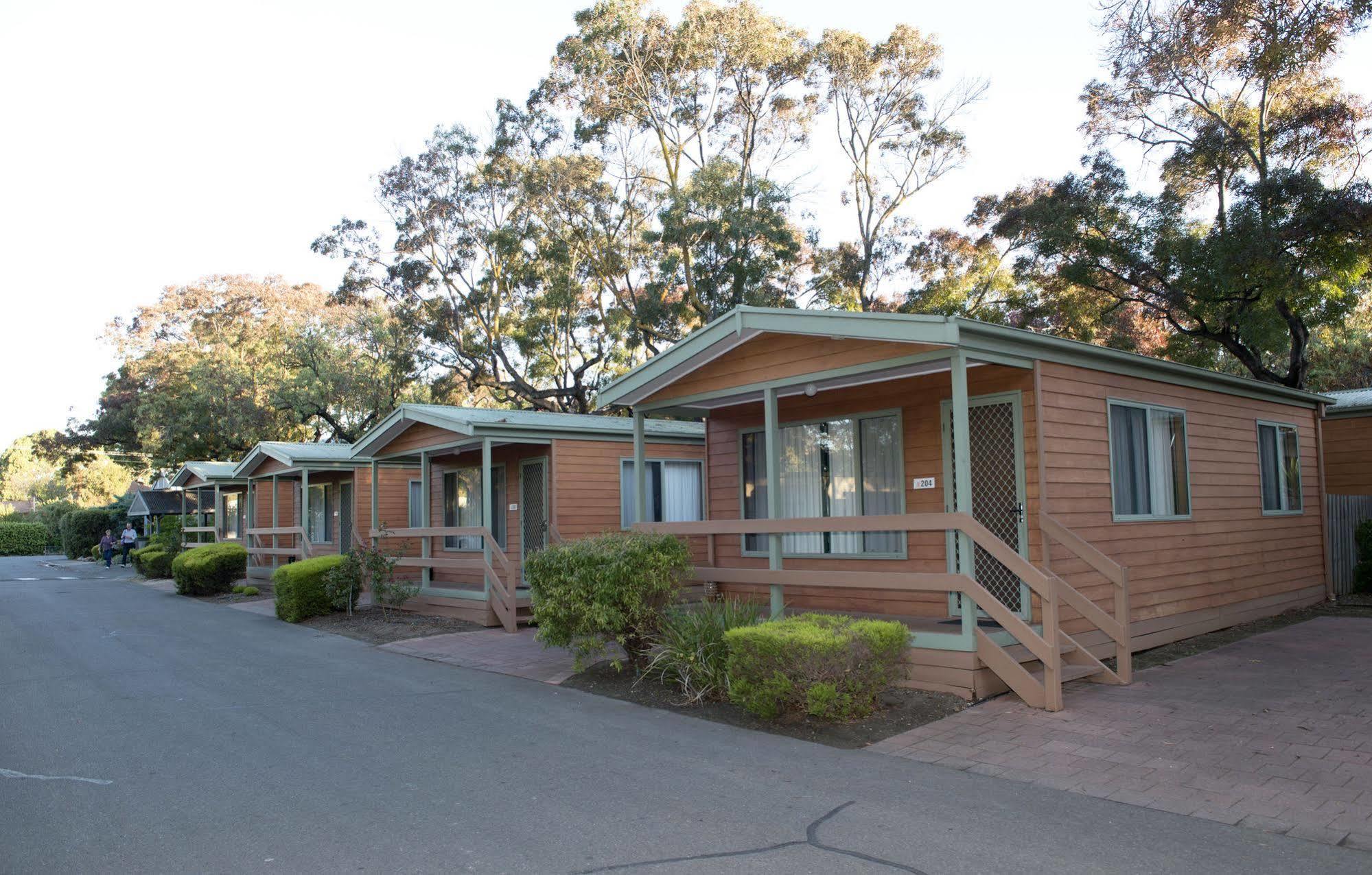 Adelaide Caravan Park - Aspen Holiday Parks Экстерьер фото