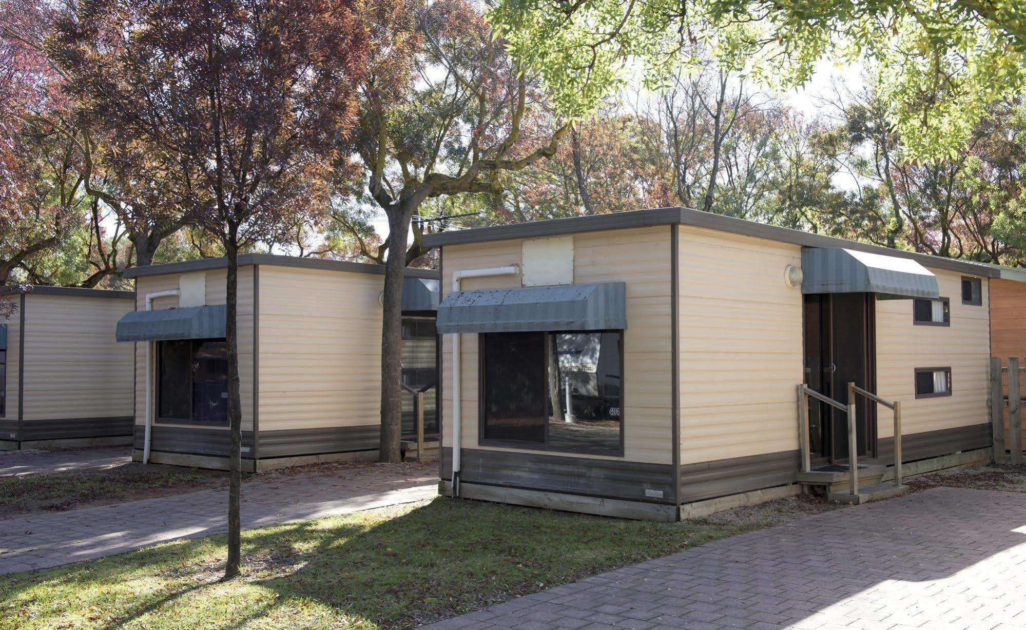 Adelaide Caravan Park - Aspen Holiday Parks Экстерьер фото